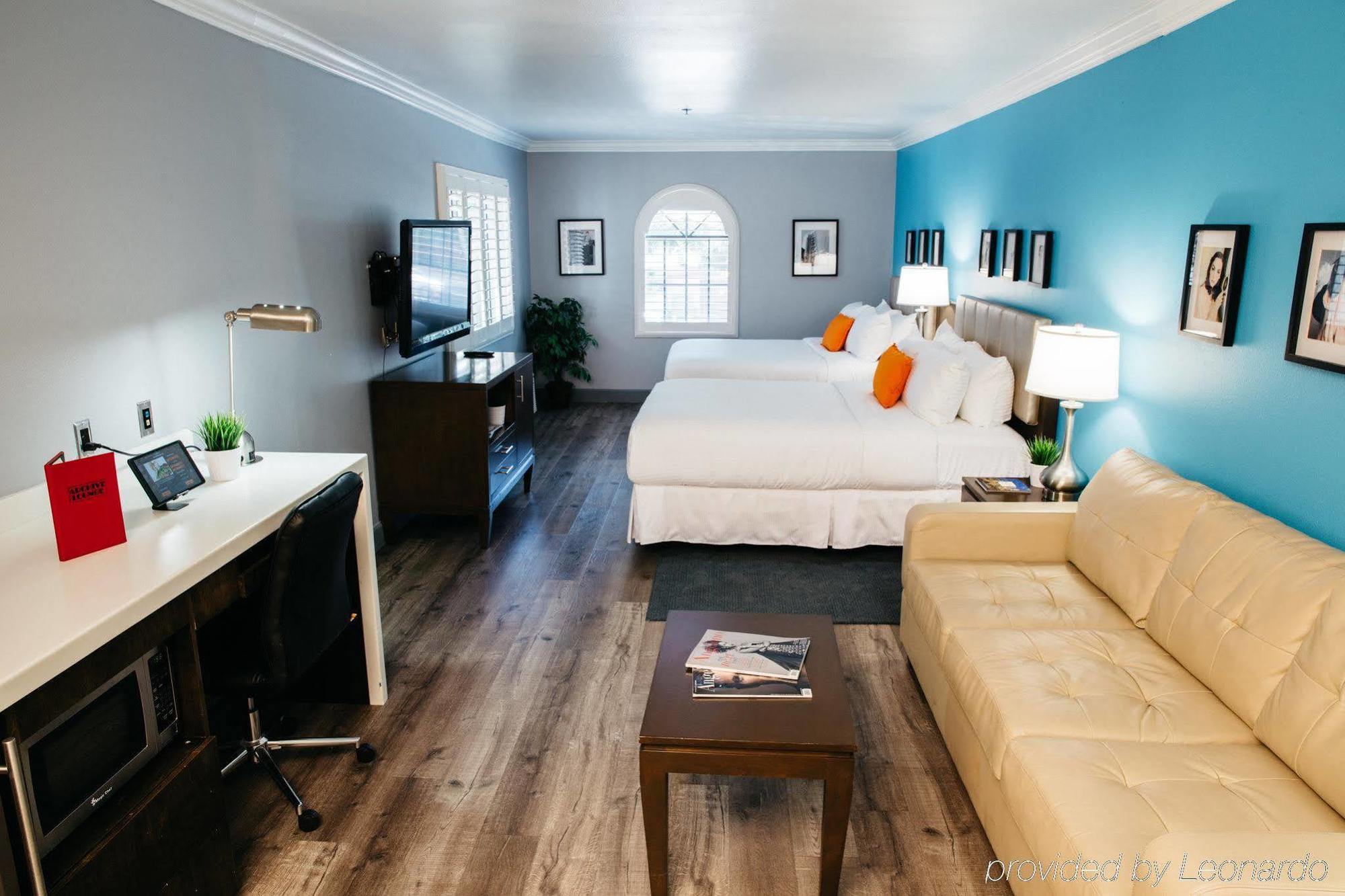 Blvd & - Walking Distance To Hollywood Walk Of Fame (adults Only) 4* Los Angeles
